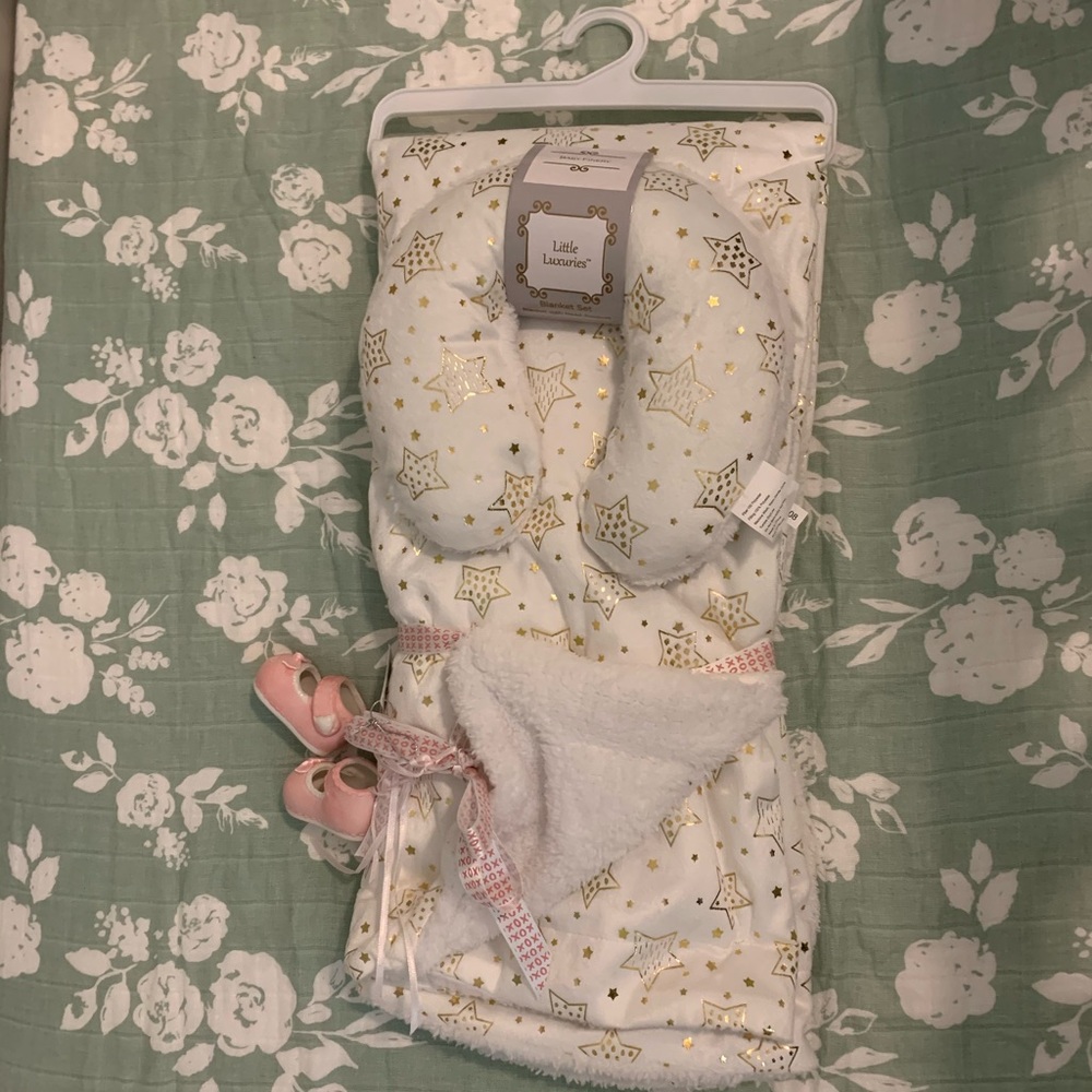 Baby blanket & headpillow Set🌚